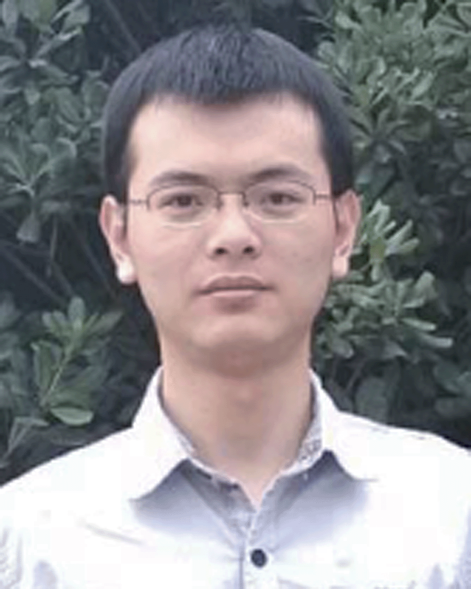 <b>Xiaolong Yang</b> - c4tc02474e-p1_hi-res