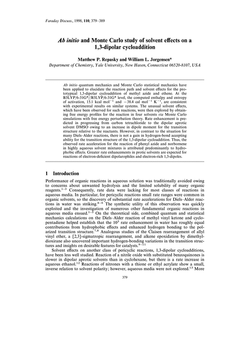 Ab initio and Monte Carlo study of solvent eÜects on a 1,3–dipolar cycloaddition