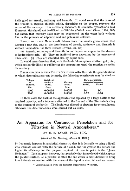 An apparatus for continuous percolation and for filtration in neutral atmospheres