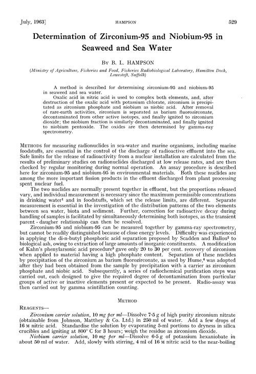 Determination of zirconium-95 and niobium-95 in seaweed and sea water