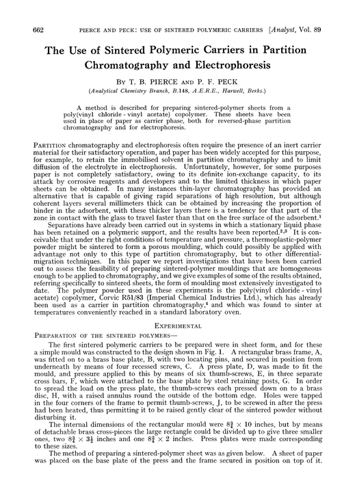 The use of sintered polymeric carriers in partition chromatography and electrophoresis