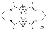 Graphical abstract: Monomeric, trimeric and polymeric assemblies of dicopper(ii) complexes of a triazolate-containing Schiff-base macrocycle