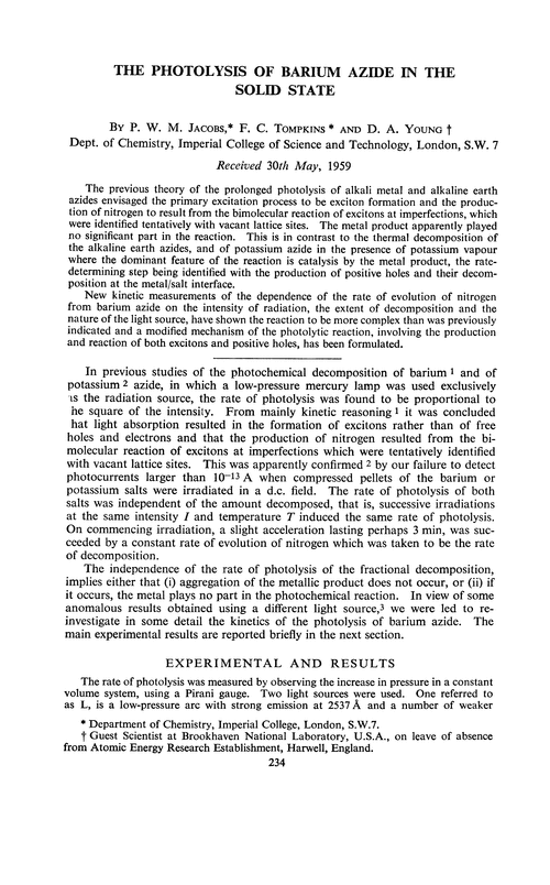 The photolysis of barium azide in the solid state