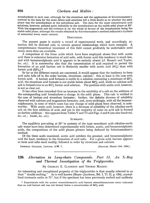 139. Alternation in long-chain compounds. Part II. An X-ray and thermal investigation of the triglycerides