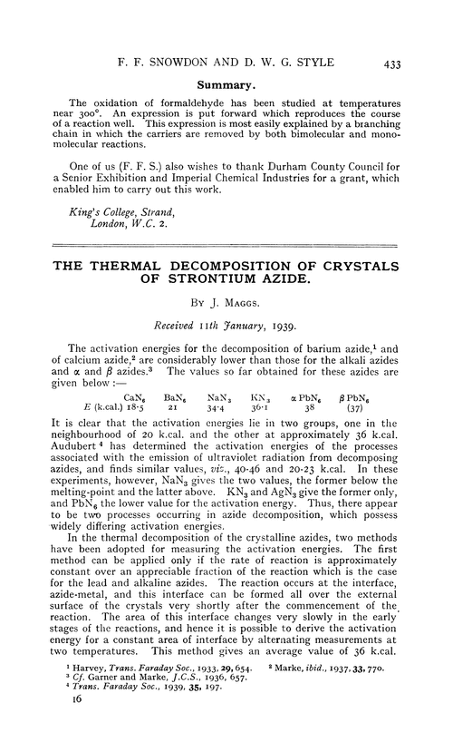 The thermal decomposition of crystals of strontium azide