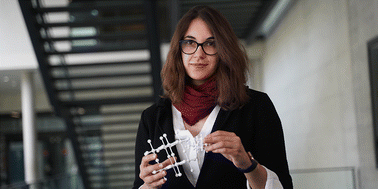 Graphical abstract: Nanoscale Horizons Emerging Investigator Series: Dr Jovana Milić, University of Fribourg, Switzerland